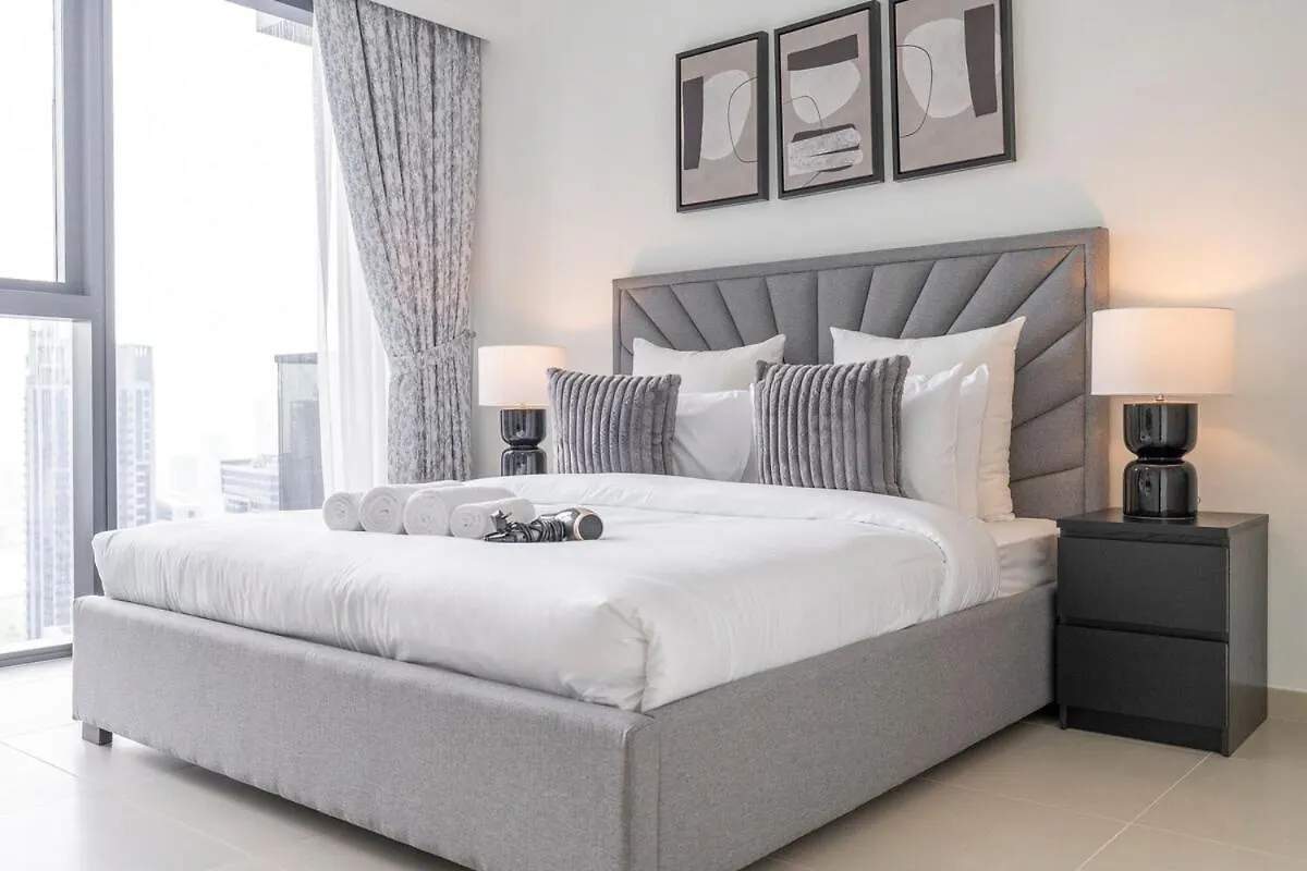Gorgeous 2-Bedroom In Downtown Dubai, Near Burj Khalifa! United Arab Emirates