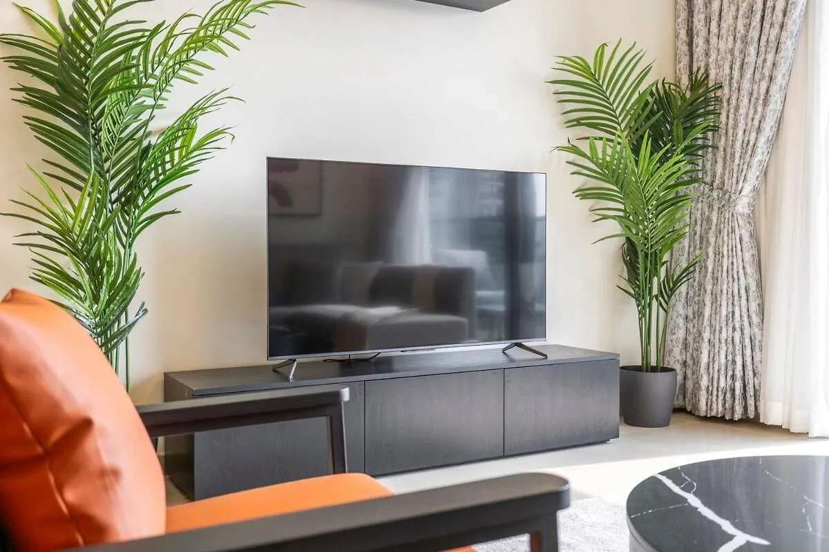 Apartment Gorgeous 2-Bedroom In Downtown Dubai, Near Burj Khalifa!
