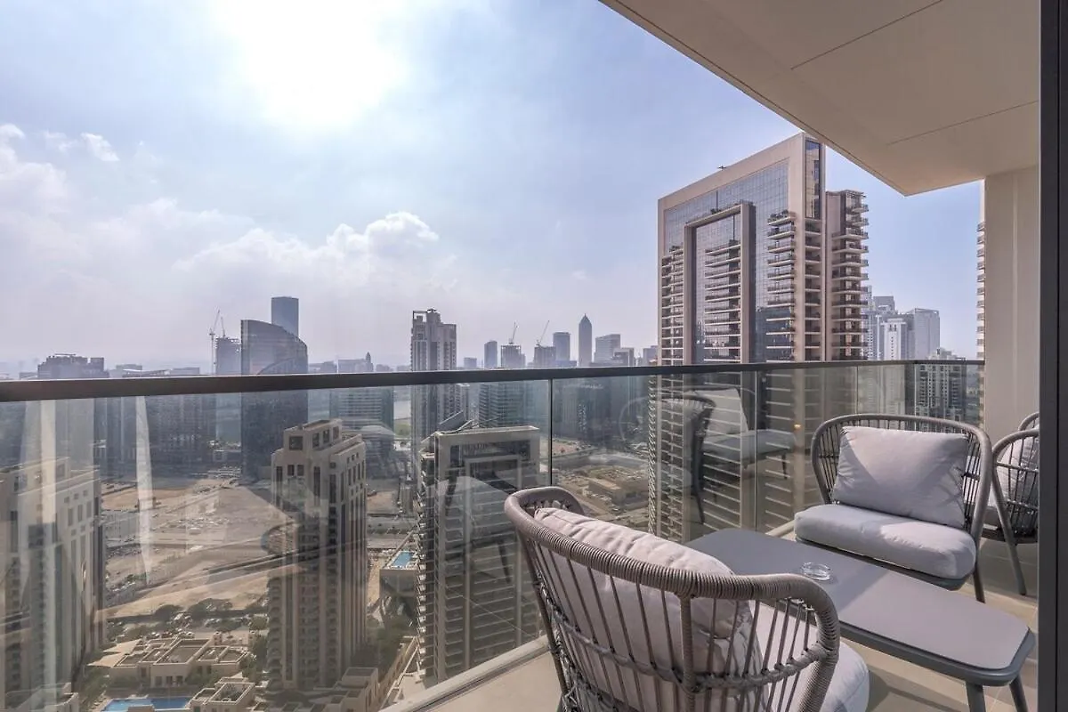 Gorgeous 2-Bedroom In Downtown Dubai, Near Burj Khalifa! Apartment Dubai
