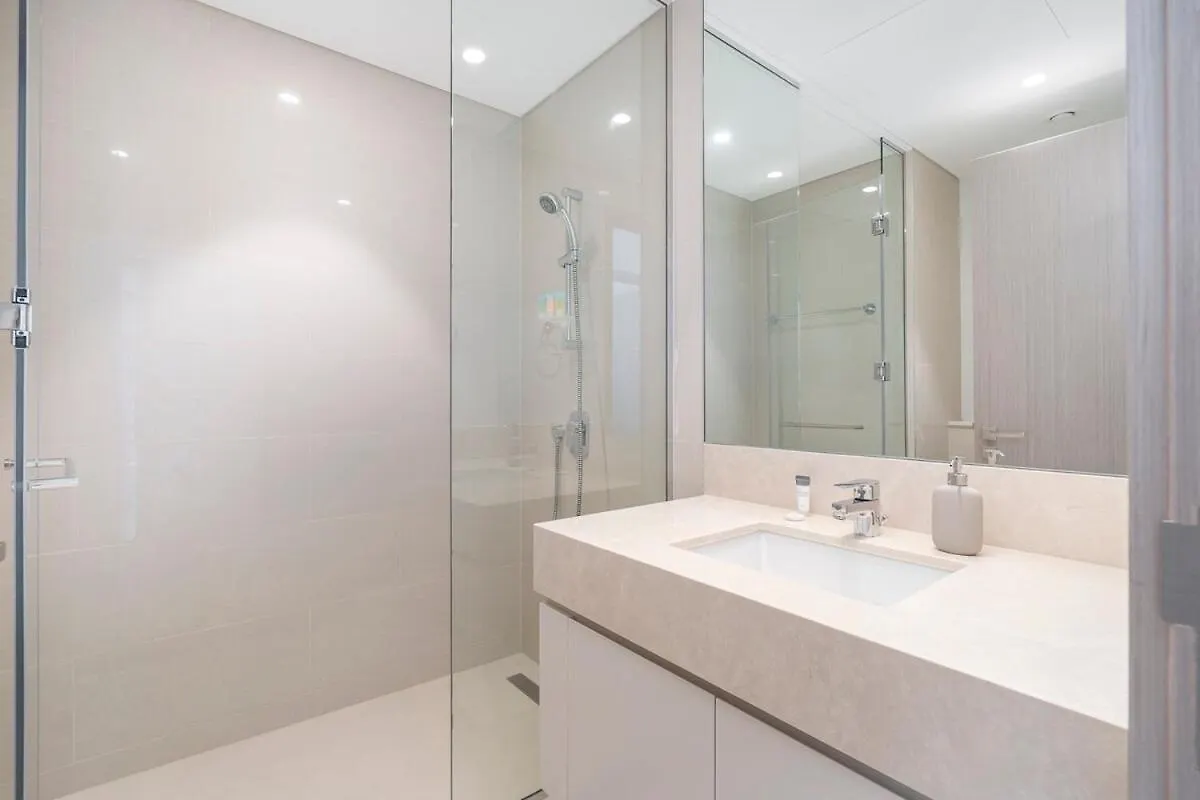 Gorgeous 2-Bedroom In Downtown Dubai, Near Burj Khalifa! Apartment Dubai
