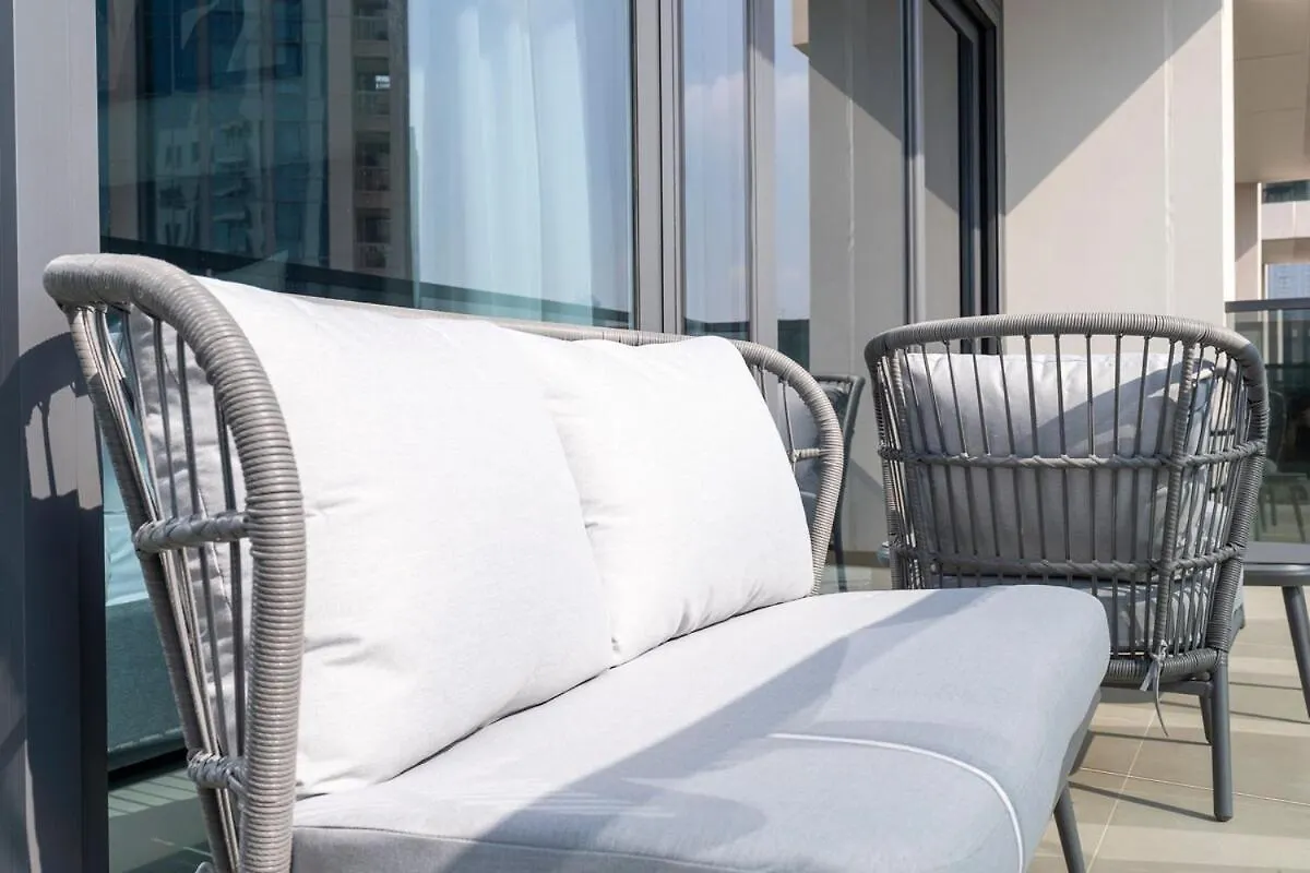 Apartment Gorgeous 2-Bedroom In Downtown Dubai, Near Burj Khalifa!
