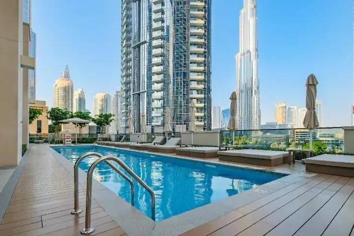 Gorgeous 2-Bedroom In Downtown Dubai, Near Burj Khalifa! 0*, Dubai